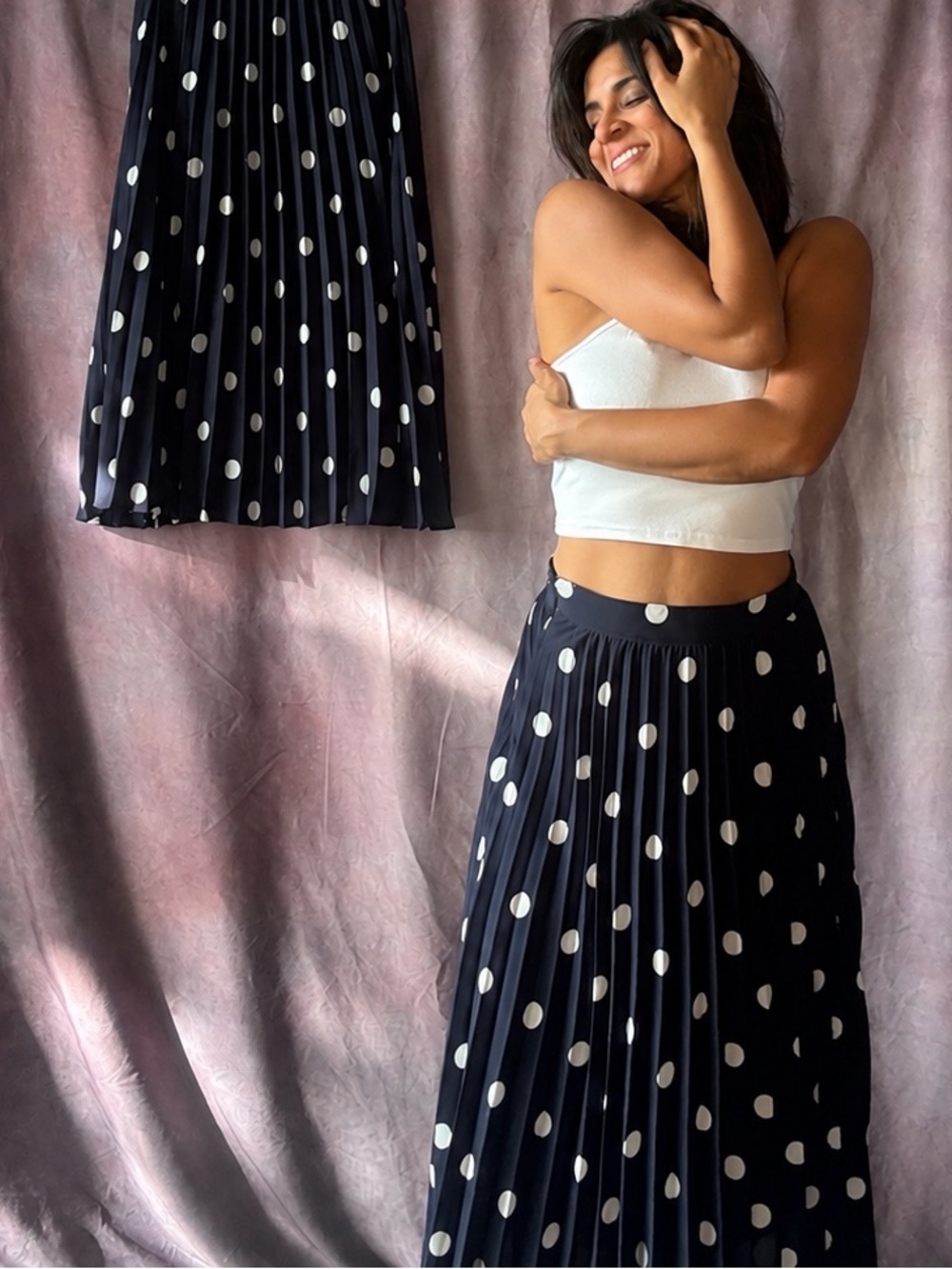 Forever 21 Navy and White Polka Dot Pleated Skirt